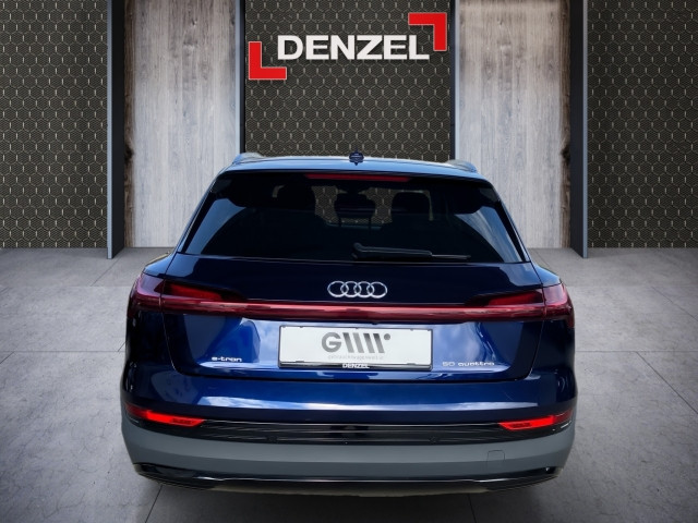 Bild 10: Audi E-tron 50 quattro