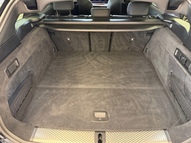 Bild 9: BMW 550e xDrive Touring