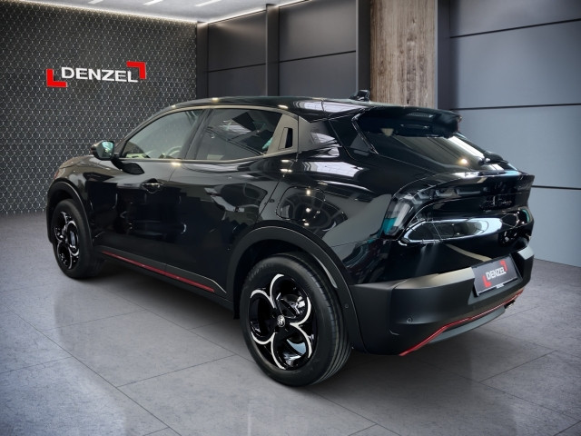 Bild 2: Alfa Junior Ibrida Speciale 1.2 136PS MHEV FWD