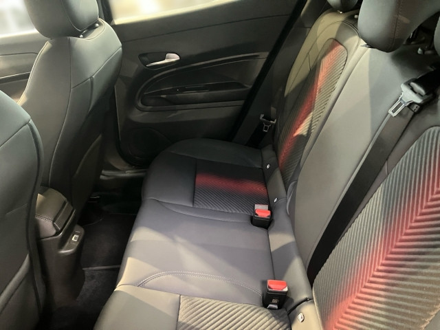 Bild 8: Alfa Junior Ibrida Speciale 1.2 136PS MHEV FWD