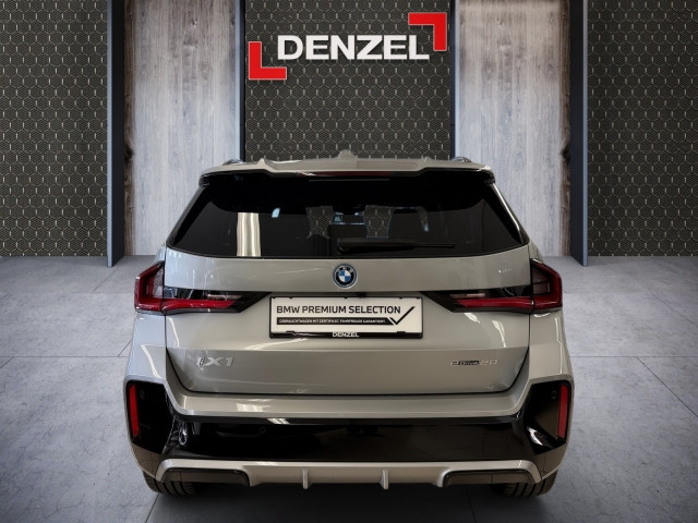 Bild 10: BMW iX1 eDrive20 U11 HB0