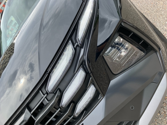 Bild 7: Hyundai Tucson NX4 Jubile 1,6 T-GDi HEV 4WD AT