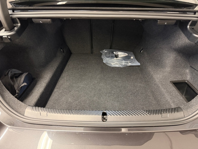 Bild 9: BMW 550e xDrive Limousine G60 XB1