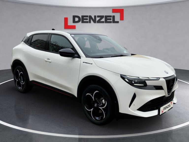 Bild 5: Alfa Junior Ibrida Speciale 1.2 136PS MHEV FWD