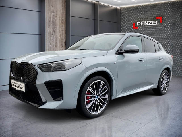 Bild 0: BMW iX2 xDrive30 U10