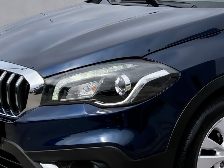 Bild 6: Suzuki SX4 S-Cross 1,4 DITC 4WD shine Aut.