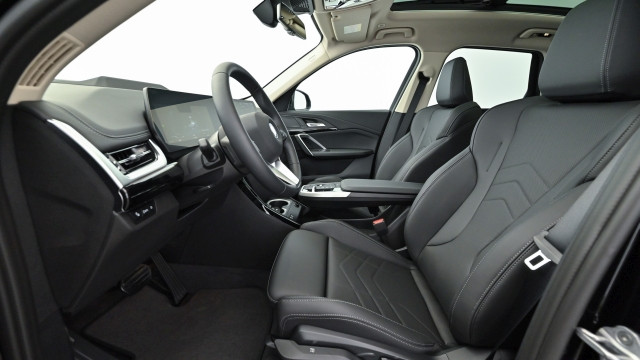 Bild 15: BMW iX1 eDrive20 U11 HB0