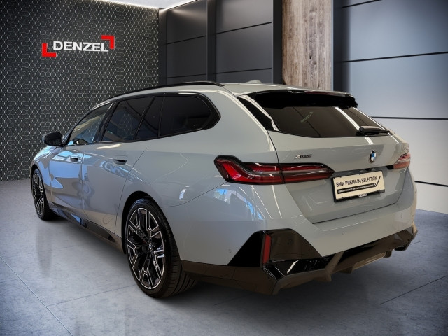 Bild 2: BMW 540d xDrive Touring G61 B57