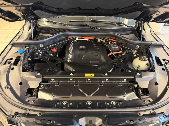 Bild 14: BMW XM 50e 29,4kWh Aut.