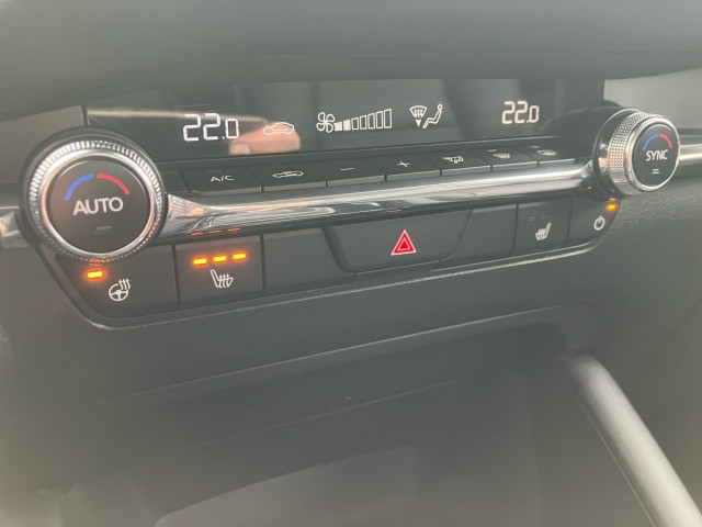 Bild 14: Mazda 3 Sedan e-Skyactiv G140 Takumi Aut