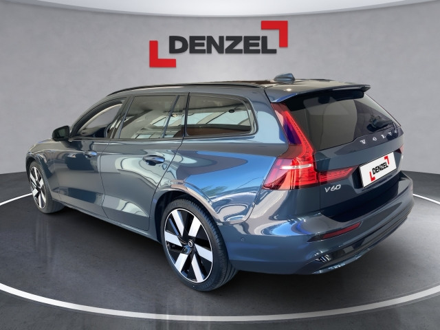 Bild 1: VOLVO PKW V60 Plus, T6 eAWD Plug-in Hybrid, Elektrisch/Benzin, Dark