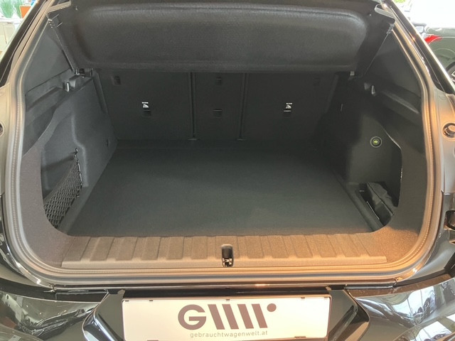 Bild 9: BMW iX2 eDrive 20 U10