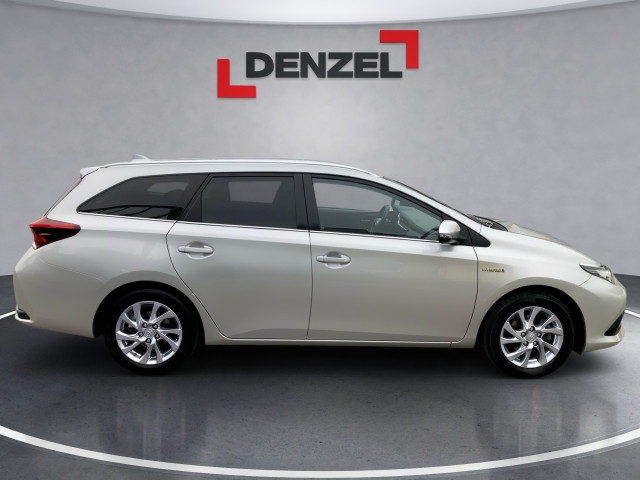 Bild 4: Toyota Auris TS 1,8 VVT-i H
