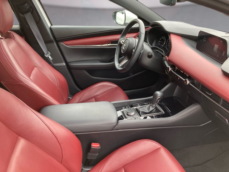 Bild 10: Mazda 3 Skyactiv-X186 GT