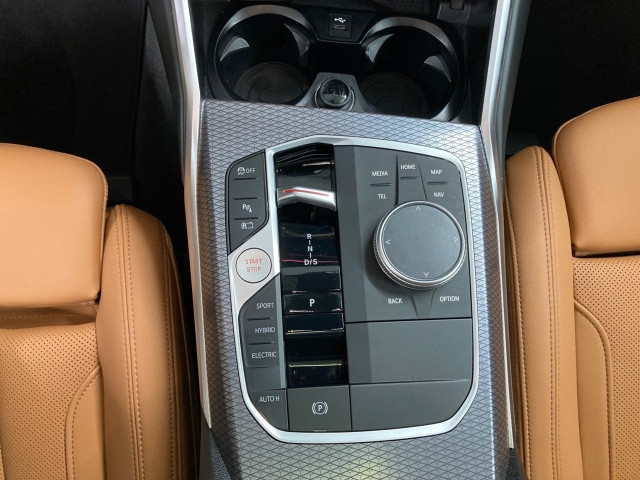 Bild 14: BMW 330e xDrive Limousine MX G20