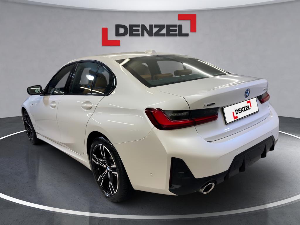 Bild 2: BMW 330e xDrive Limousine MX G20