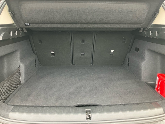 Bild 9: BMW iX1 xDrive30 U11 XE2