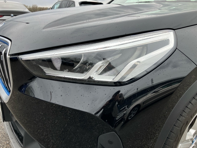 Bild 11: BMW iX1 xDrive30 U11 XE2