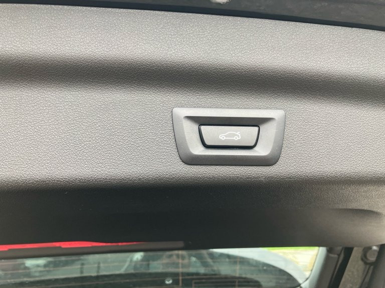 Bild 14: BMW iX1 xDrive30 U11 XE2