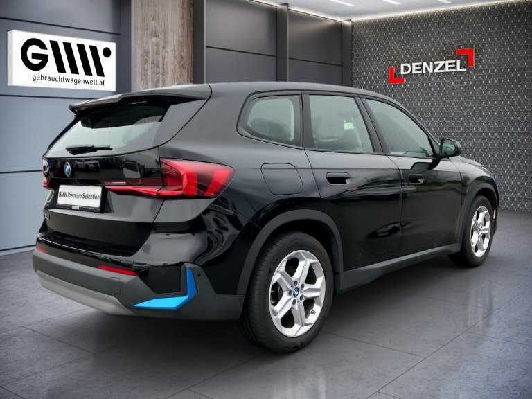 Bild 3: BMW iX1 xDrive30 U11 XE2