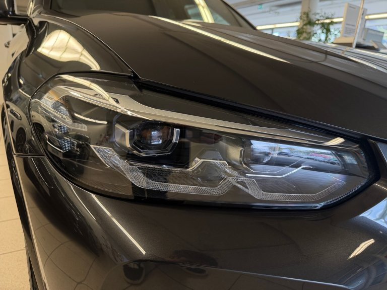 Bild 6: BMW X3 xDrive30e PHEV Au