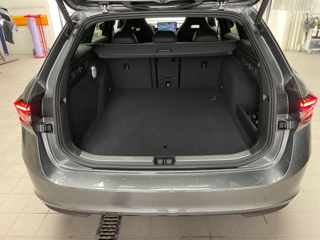 Bild 12: Skoda Superb Kombi 1,5 TSI