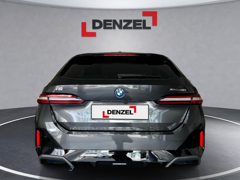 Bild 4: BMW i5 xDrive40 Touring