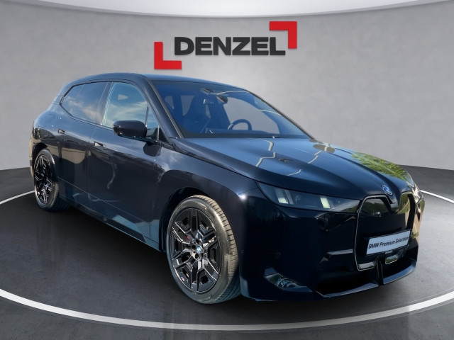 Bild 2: BMW PKW i-Serie iX xDrive45 I20