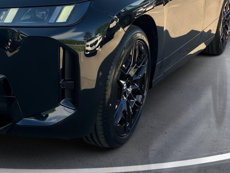 Bild 4: BMW PKW i-Serie iX xDrive45 I20