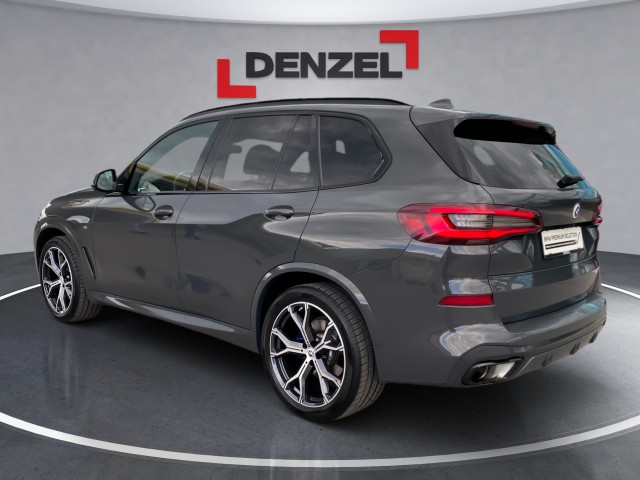 Bild 2: BMW X5 xDrive30d 48V Aut