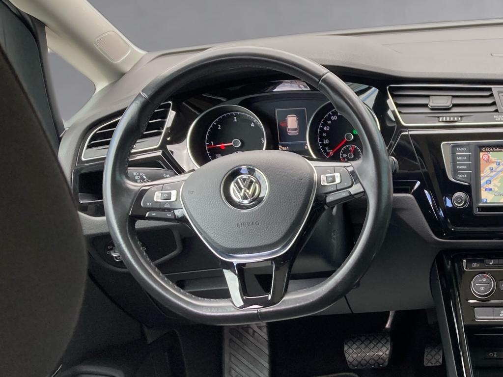 Bild 9: VW Touran Highline 1,6