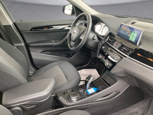 Bild 10: BMW X1 sDrive16d Advanta