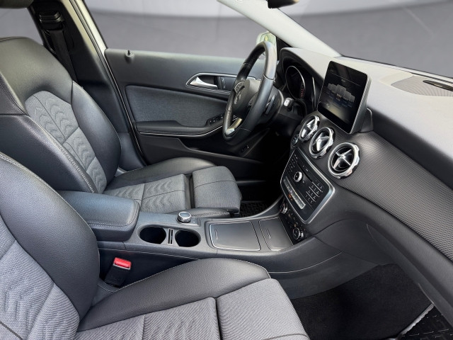 Bild 10: Mercedes GLA 200d 4MATIC