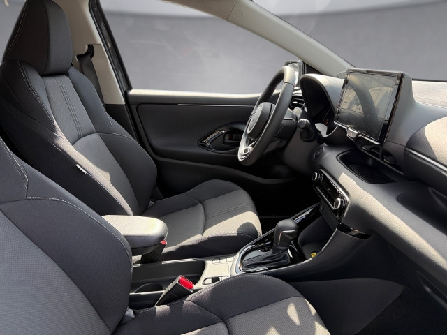 Bild 10: Toyota Yaris - 1,5 l Hybrid  Teamplayer