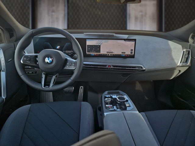 Bild 8: BMW PKW i-Serie iX xDrive45 I20