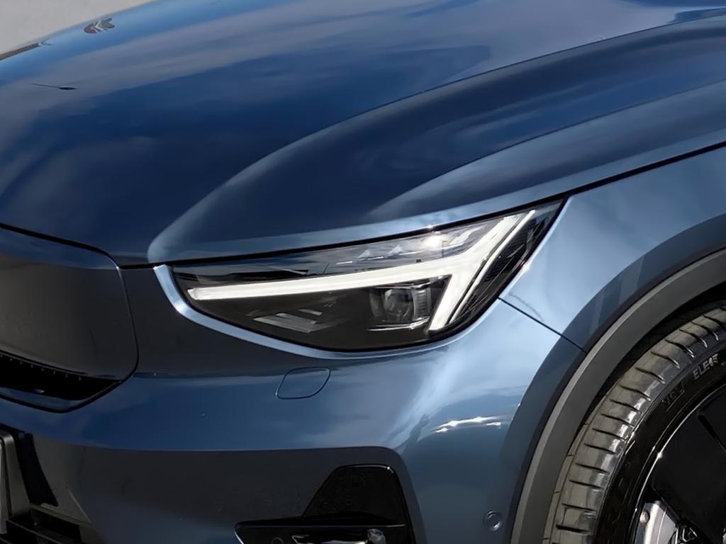 Bild 6: VOLVO PKW EX40 Single Motor Extended Range Plus Black Edition