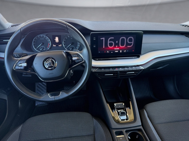 Bild 8: Skoda Octavia Combi Ambition TDI DSG