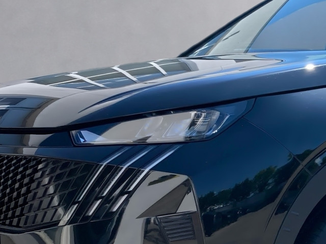 Bild 6: Peugeot 5008 Allure Hybrid 145 e-DCS6