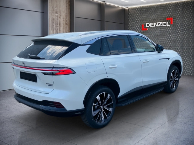 Bild 3: MG HS HEV Luxury Lenkradhzg. 25.5 Österreich Paket