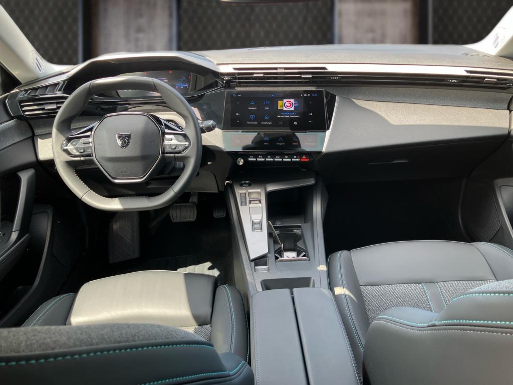Bild 8: Peugeot 308 SW Allure Hybrid 145 e-DCS6