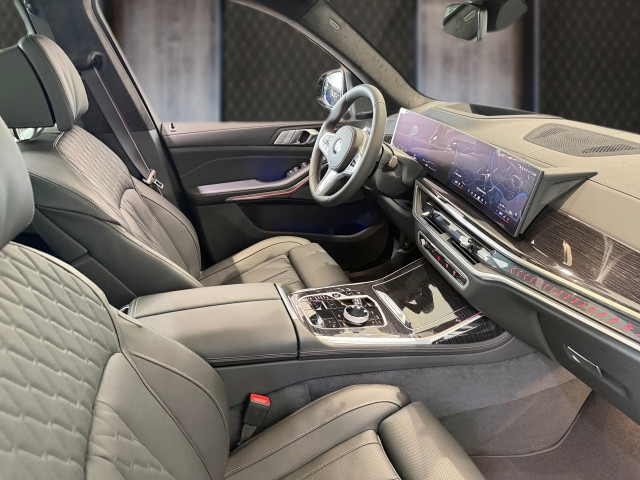 Bild 10: BMW X7 xDrive40d G07 B57