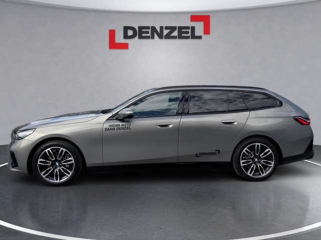 Bild 1: BMW i5 xDrive40 Touring
