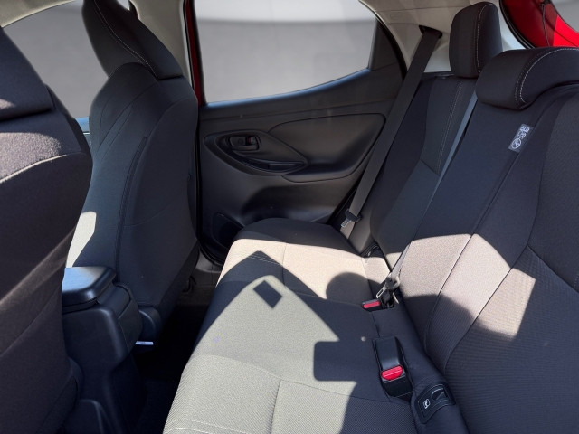 Bild 11: Toyota Yaris 5-Türer Teamplayer 1,5L Hybrid,  Syst. 85kW