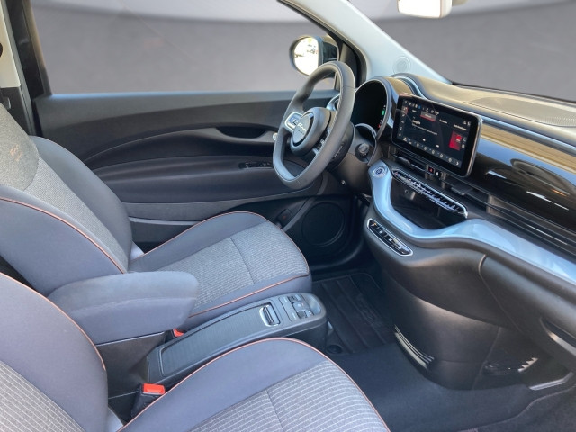Bild 10: Fiat 500 E Hatchback Icon