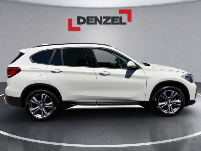 Bild 4: BMW X1 xDrive18d F48