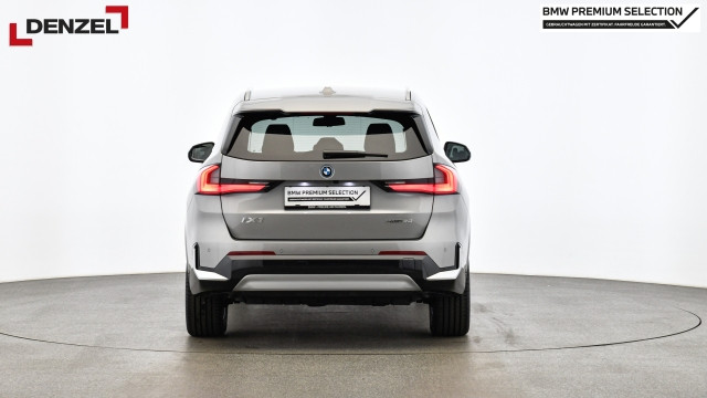 Bild 3: BMW iX1 eDrive20 U11 HB0