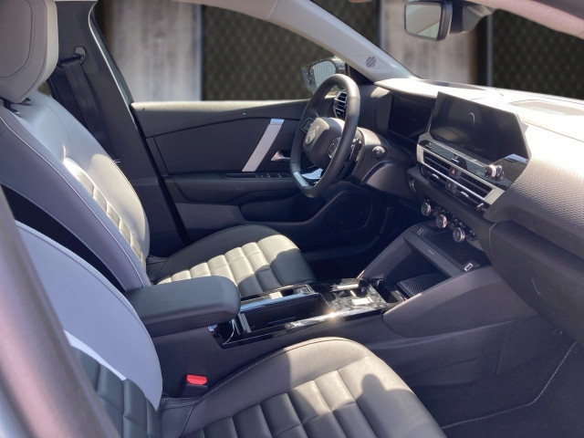 Bild 10: Citroen C4 130 S&S EAT8 Max