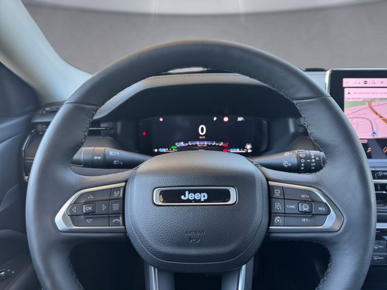 Bild 9: Jeep Compass 1,5 Summit T4 FWD e-Hybrid MHEV