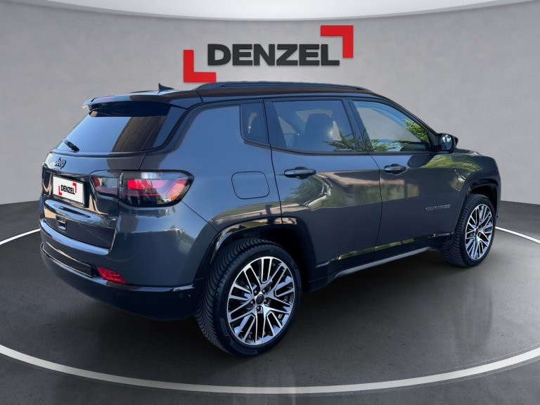 Bild 3: Jeep Compass 1,5 Summit T4 FWD e-Hybrid MHEV