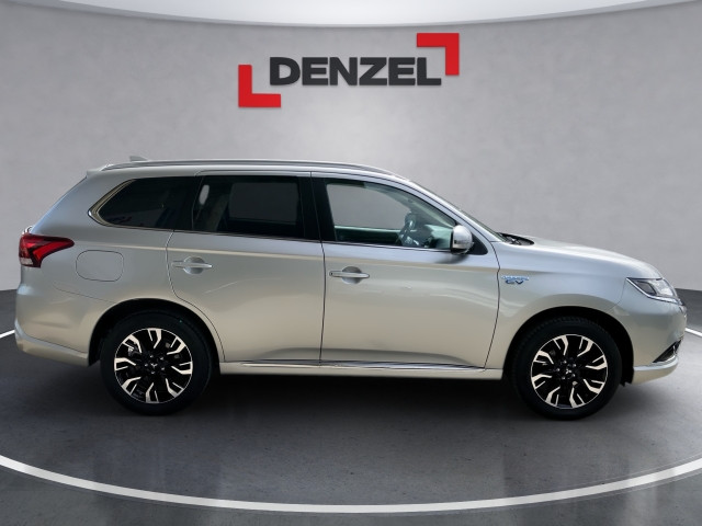 Bild 4: Mitsubishi Outlander 2,0 PHEV